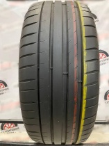 Michelin Pilot Sport 4 R18 235/45