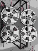 Диски Фольсвафген R17 5*112 ЕТ48 ЦО 6J