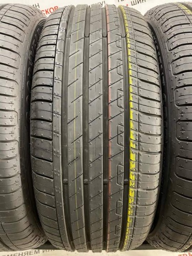 GoodYear EfficientGrip Performance R17 215/55