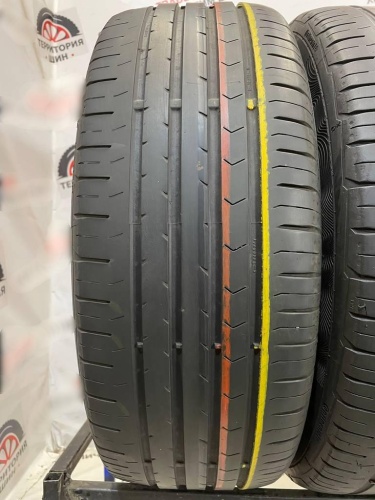 Continental ContiPremiumContact 5 R17	215/60
