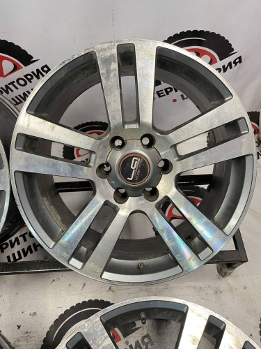 Литые LO R20 6х139.7 ЦО106.3 8.5J ET25