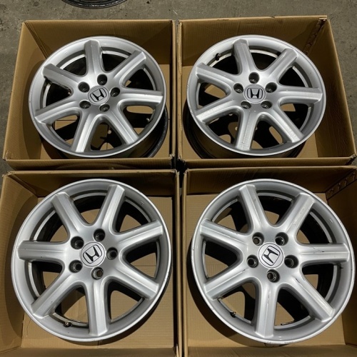 Литые диски Honda R17 5х114.3 et45 DIA64.1