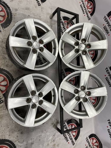 Митсубиси R16 5*114,3 ЦО 67,1 ЕТ 46 6J