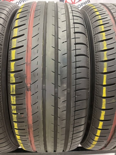 Yokohama BluEarth-GT AE-51 R17 215/45