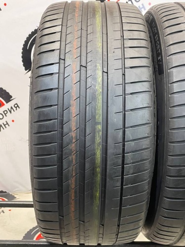 Michelin Pilot Sport EV T1 R20	255/40