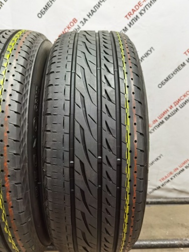Bridgestone Regno GRVII 215/65 R15
