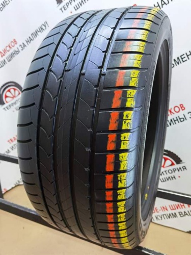 Goodyear EfficientGrip R19 275/40