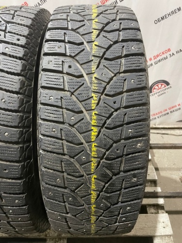 Bridgestone Blizzak Spike-02 SUV R17 235/65