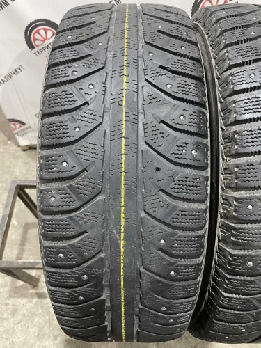 Bridgestone Ice Cruiser 7000 R15 205/65