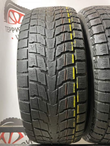 Dunlop GrandTrack SJ6 R16 245/70
