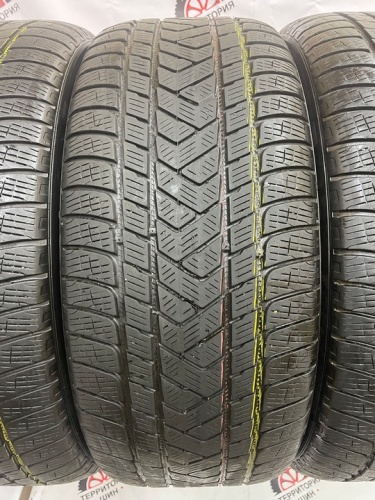 Pirelli Scorpion Winter 275/40 R22 V108 Pirelli Scorpion Winter 275/40 R22 V108