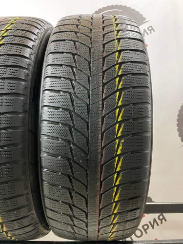 Triangle SnowLink R18 215/55