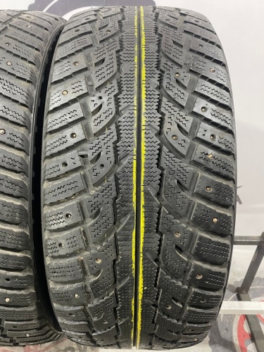 Kumho I'Zen RV Stud R18 255/55