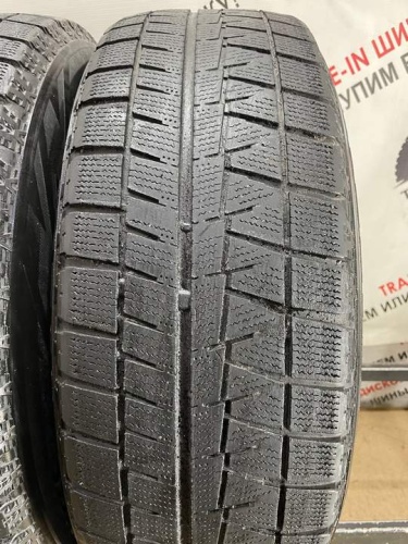 Bridgestone Blizzak Revo GZ R16 215/65