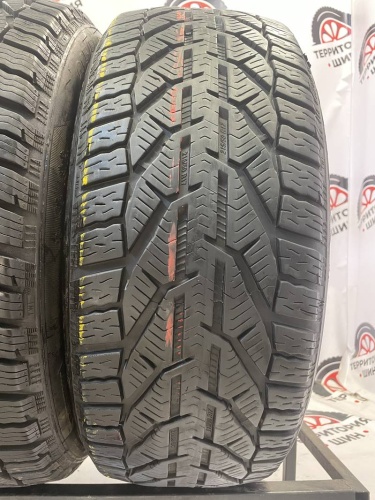Kormoran Snow 215/50 R17