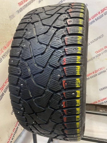 Pirelli Ice Zero RFT R20	275/40