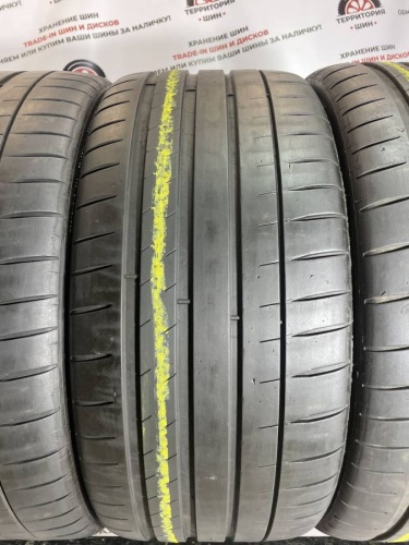 Michelin Pilot Sport 4 S  R20 235/35