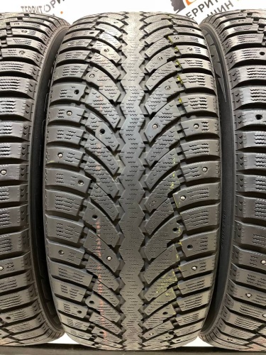 Formula Ice 235/55/18