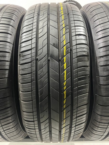 Goodyear EfficientGrip R17 215/55
