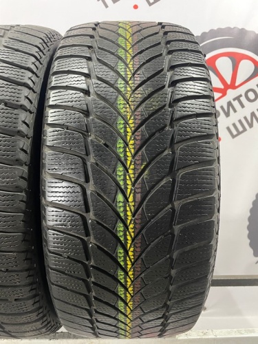 Goodyear UltraGrip Ice 2 R18 235/45