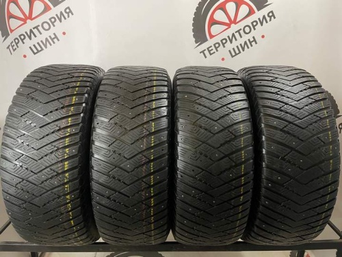 GoodYear UltraGrip IceArctic SUV 4X4 R18 285/60