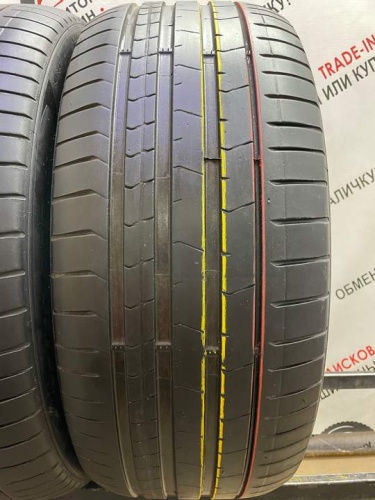 Pirelli PZero GEN-2 R22 275/40.