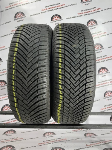 Continental AllSeasonContact 215/65 R16