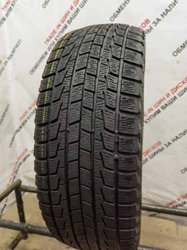 Bridgestone Blizzak Revo1 R17 215/55