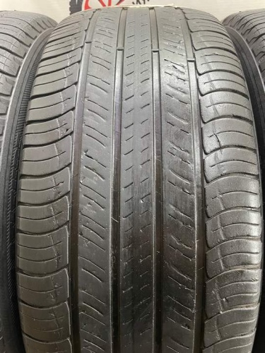 Michelin Latitude Tour HP R19 235/55