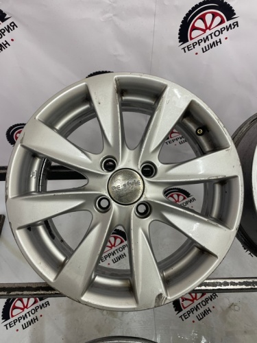Литье R15 4*100 ЦО54.1 ЕТ48 6J