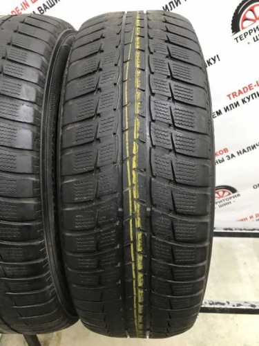 Falken Eurowinter HS-449 R17 215/60