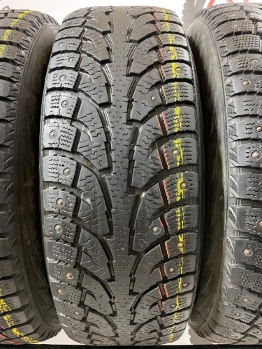 HanKook I*Pike RW11 R15 235/75