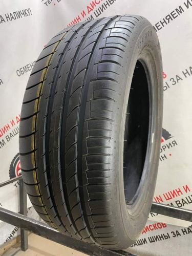 Dunlop SP Sport Maxx R18 235/50