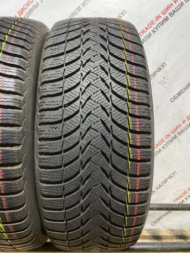 Michelin  Alpin A4 215/45 R17