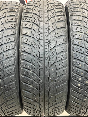 Kumho I'Zen RV Stud KC16 R17	225/65