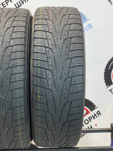 Kumho I*Zen KW31 R16	215/65