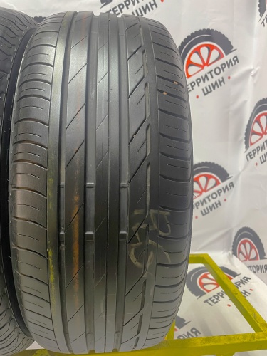 Bridgestone Turanza T001 R18	225/50