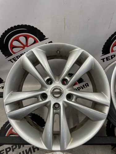 Диски литые Replica Nissan R16 5*114.3 Dia 66.1 J6.5 ET40
