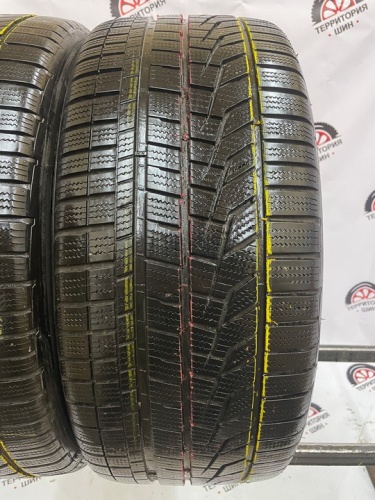 Hankook Winter I'Cept Evo2 W320 R19 255/45 104V