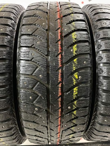 Bridgestone Ice Cruiser 7000 R14 185/60