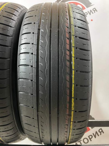 Kumho Solus KH17 R17 215/50