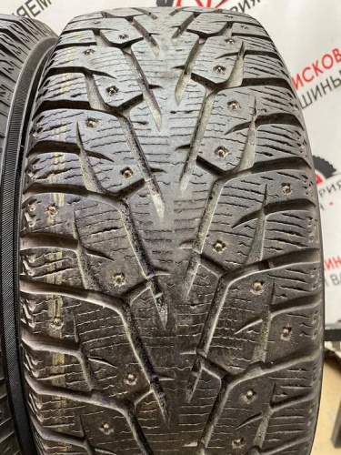 Yokohama IceGuard STUD R16 205/55