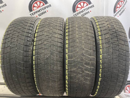 Bridgestone Blizzak DM-V1 R16 215/70