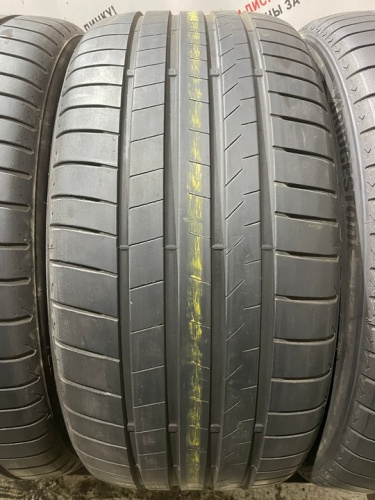 Bridgestone Turanza T005 R22 285/35