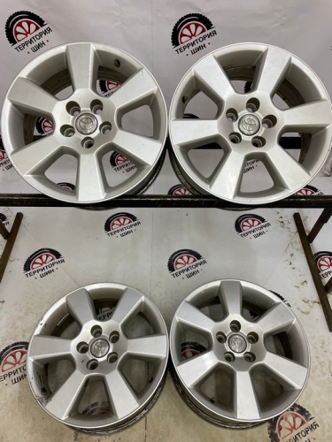 Литье Toyota R17 5*114.3 ЦО60.1 ЕТ35 6.5J