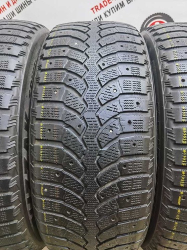 Bridgestone Blizzak Spike-01 R17 215/55