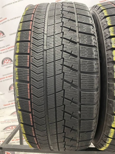 BRIDGESTONE BLIZZAK VRX R18 245/50 100 Q