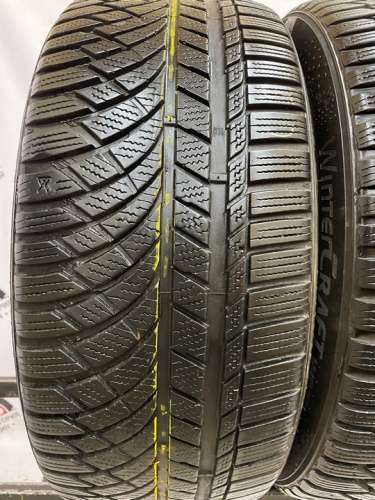 Kumho WinterCraft KW72 R18245/45 100V