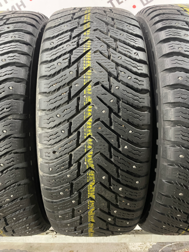 Nokian Tyres Hakkapeliitta 8 SUV R17 225/60