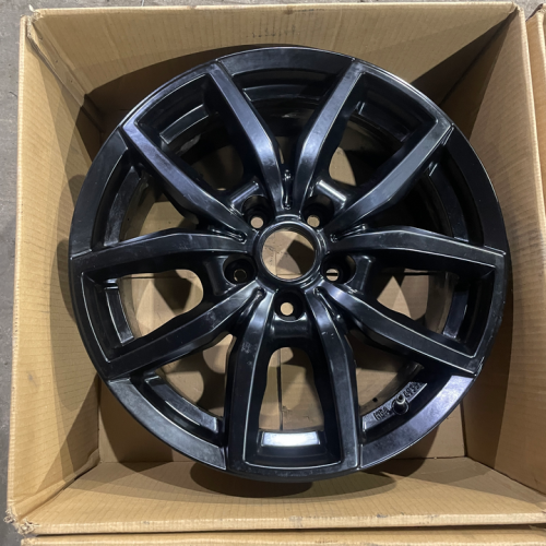 Диски Литые R17 5x114.3 73.1 Et45